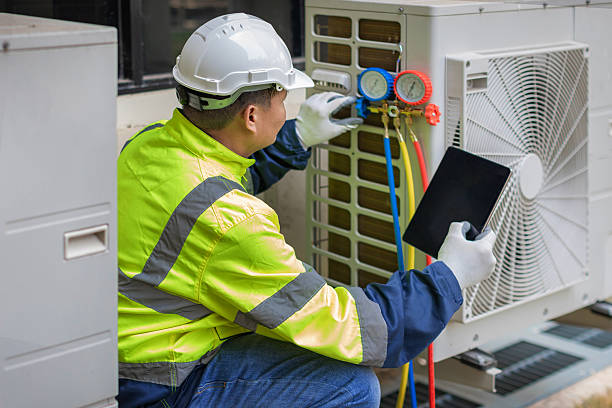 Professional Hvac technician working in Wheatland, OK